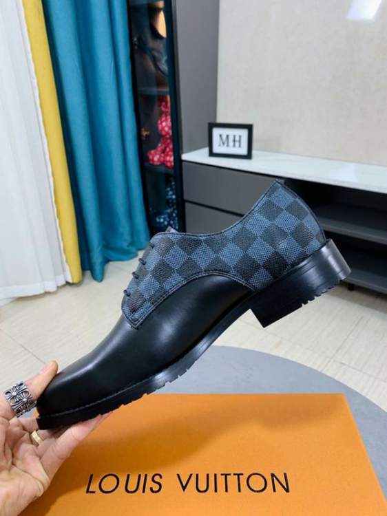 Picture of Louis Vuitton Shoes _SKULVsz38-46mnf018214092